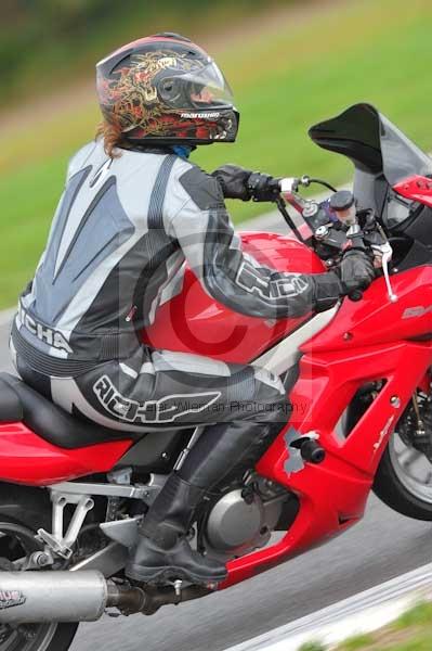 Motorcycle action photographs;Ty croes;anglesey;anglesey photographs;event digital images;eventdigitalimages;no limits trackday;peter wileman photography;trac mon;trackday;trackday digital images;trackday photos