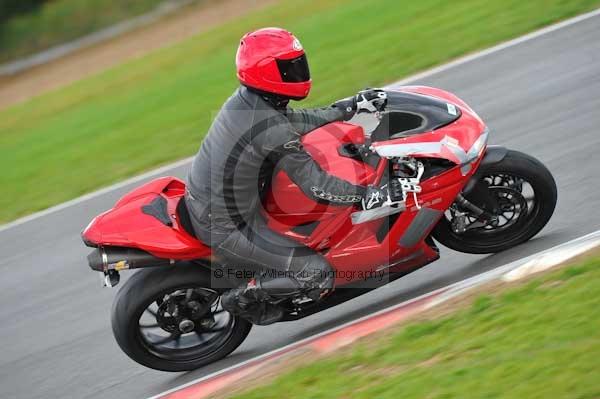 Motorcycle action photographs;Ty croes;anglesey;anglesey photographs;event digital images;eventdigitalimages;no limits trackday;peter wileman photography;trac mon;trackday;trackday digital images;trackday photos