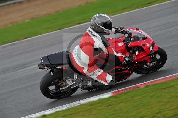 Motorcycle action photographs;Ty croes;anglesey;anglesey photographs;event digital images;eventdigitalimages;no limits trackday;peter wileman photography;trac mon;trackday;trackday digital images;trackday photos