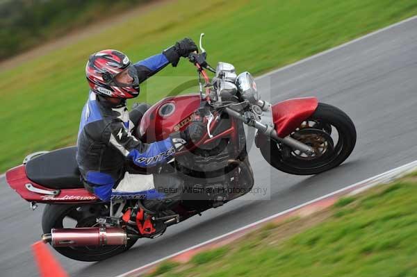 Motorcycle action photographs;Ty croes;anglesey;anglesey photographs;event digital images;eventdigitalimages;no limits trackday;peter wileman photography;trac mon;trackday;trackday digital images;trackday photos