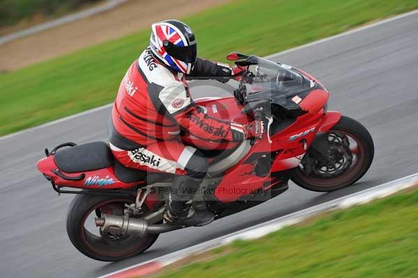 Motorcycle action photographs;Ty croes;anglesey;anglesey photographs;event digital images;eventdigitalimages;no limits trackday;peter wileman photography;trac mon;trackday;trackday digital images;trackday photos