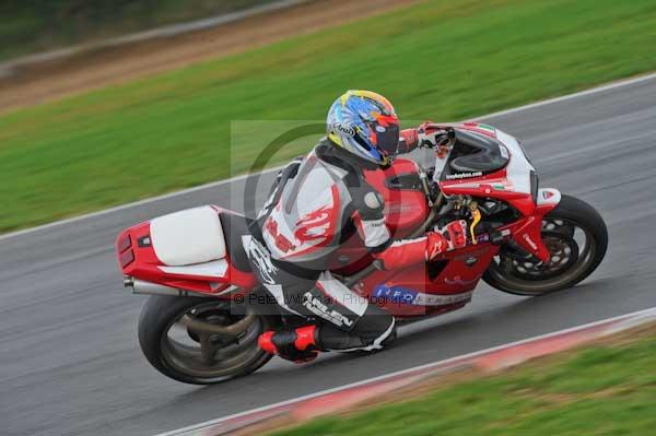 Motorcycle action photographs;Ty croes;anglesey;anglesey photographs;event digital images;eventdigitalimages;no limits trackday;peter wileman photography;trac mon;trackday;trackday digital images;trackday photos