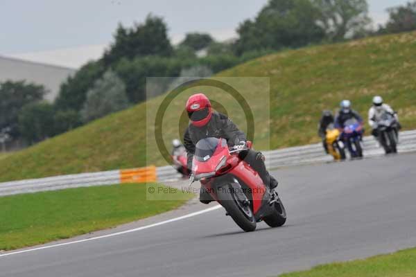 Motorcycle action photographs;Ty croes;anglesey;anglesey photographs;event digital images;eventdigitalimages;no limits trackday;peter wileman photography;trac mon;trackday;trackday digital images;trackday photos