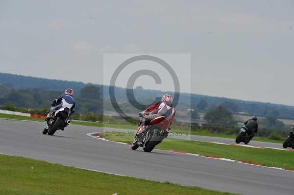 Motorcycle action photographs;Ty croes;anglesey;anglesey photographs;event digital images;eventdigitalimages;no limits trackday;peter wileman photography;trac mon;trackday;trackday digital images;trackday photos