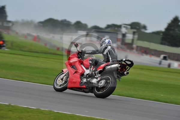 Motorcycle action photographs;Ty croes;anglesey;anglesey photographs;event digital images;eventdigitalimages;no limits trackday;peter wileman photography;trac mon;trackday;trackday digital images;trackday photos