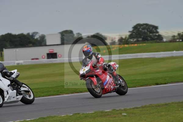 Motorcycle action photographs;Ty croes;anglesey;anglesey photographs;event digital images;eventdigitalimages;no limits trackday;peter wileman photography;trac mon;trackday;trackday digital images;trackday photos