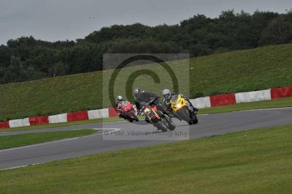 Motorcycle action photographs;Ty croes;anglesey;anglesey photographs;event digital images;eventdigitalimages;no limits trackday;peter wileman photography;trac mon;trackday;trackday digital images;trackday photos