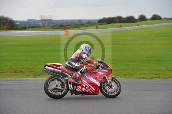 Motorcycle action photographs;Ty croes;anglesey;anglesey photographs;event digital images;eventdigitalimages;no limits trackday;peter wileman photography;trac mon;trackday;trackday digital images;trackday photos