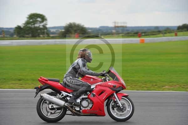 Motorcycle action photographs;Ty croes;anglesey;anglesey photographs;event digital images;eventdigitalimages;no limits trackday;peter wileman photography;trac mon;trackday;trackday digital images;trackday photos