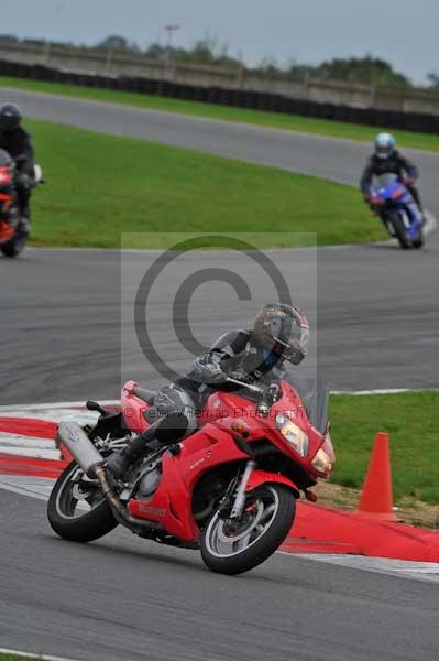 Motorcycle action photographs;Ty croes;anglesey;anglesey photographs;event digital images;eventdigitalimages;no limits trackday;peter wileman photography;trac mon;trackday;trackday digital images;trackday photos