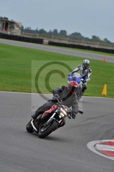 Motorcycle action photographs;Ty croes;anglesey;anglesey photographs;event digital images;eventdigitalimages;no limits trackday;peter wileman photography;trac mon;trackday;trackday digital images;trackday photos