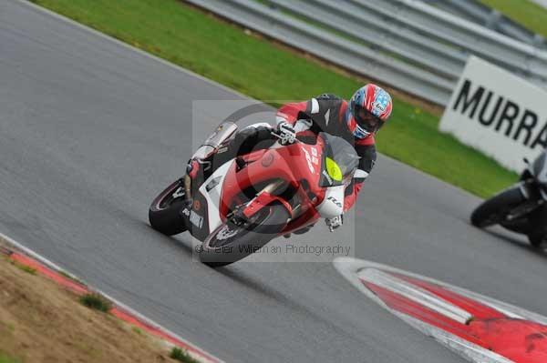 Motorcycle action photographs;Ty croes;anglesey;anglesey photographs;event digital images;eventdigitalimages;no limits trackday;peter wileman photography;trac mon;trackday;trackday digital images;trackday photos