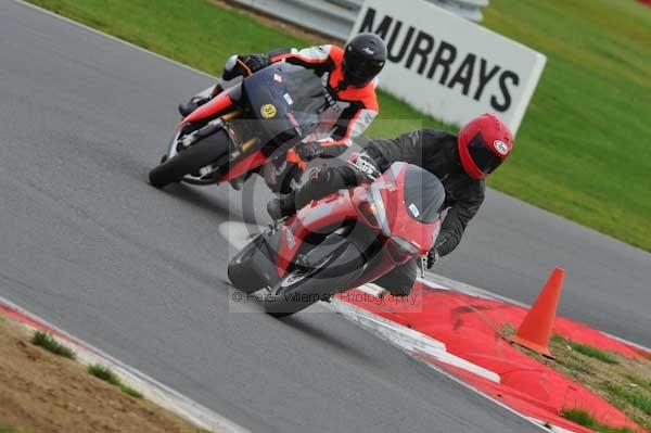 Motorcycle action photographs;Ty croes;anglesey;anglesey photographs;event digital images;eventdigitalimages;no limits trackday;peter wileman photography;trac mon;trackday;trackday digital images;trackday photos