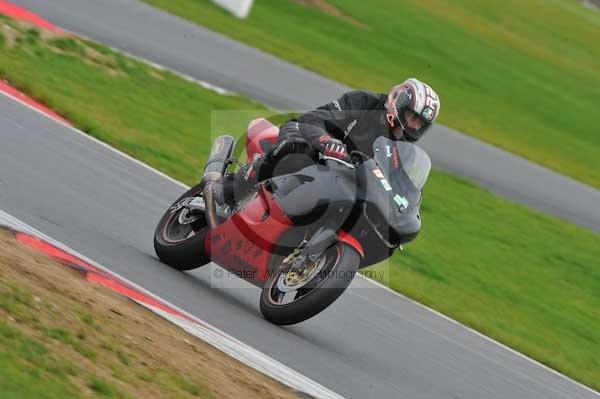 Motorcycle action photographs;Ty croes;anglesey;anglesey photographs;event digital images;eventdigitalimages;no limits trackday;peter wileman photography;trac mon;trackday;trackday digital images;trackday photos