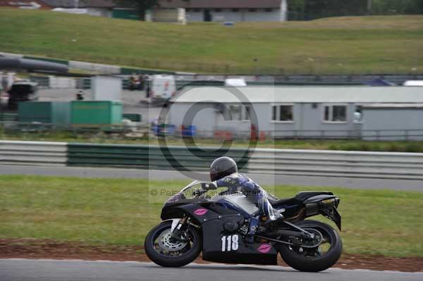 anglesey;brands hatch;cadwell park;croft;donington park;enduro digital images;event digital images;eventdigitalimages;mallory;no limits;oulton park;peter wileman photography;racing digital images;silverstone;snetterton;trackday digital images;trackday photos;vmcc banbury run