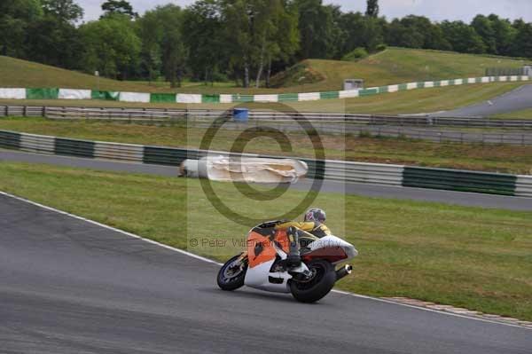 anglesey;brands hatch;cadwell park;croft;donington park;enduro digital images;event digital images;eventdigitalimages;mallory;no limits;oulton park;peter wileman photography;racing digital images;silverstone;snetterton;trackday digital images;trackday photos;vmcc banbury run