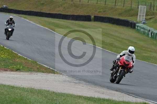 anglesey;brands hatch;cadwell park;croft;donington park;enduro digital images;event digital images;eventdigitalimages;mallory park;no limits;oulton park;peter wileman photography;racing digital images;silverstone;snetterton;trackday digital images;trackday photos;vmcc banbury run;welsh 2 day enduro