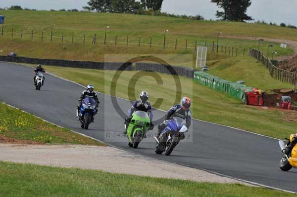 anglesey;brands hatch;cadwell park;croft;donington park;enduro digital images;event digital images;eventdigitalimages;mallory;no limits;oulton park;peter wileman photography;racing digital images;silverstone;snetterton;trackday digital images;trackday photos;vmcc banbury run