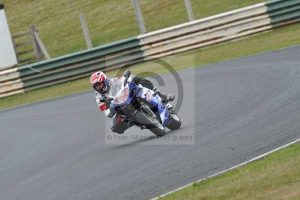 anglesey;brands hatch;cadwell park;croft;donington park;enduro digital images;event digital images;eventdigitalimages;mallory;no limits;oulton park;peter wileman photography;racing digital images;silverstone;snetterton;trackday digital images;trackday photos;vmcc banbury run