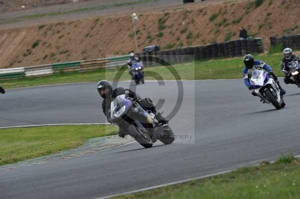 anglesey;brands hatch;cadwell park;croft;donington park;enduro digital images;event digital images;eventdigitalimages;mallory;no limits;oulton park;peter wileman photography;racing digital images;silverstone;snetterton;trackday digital images;trackday photos;vmcc banbury run