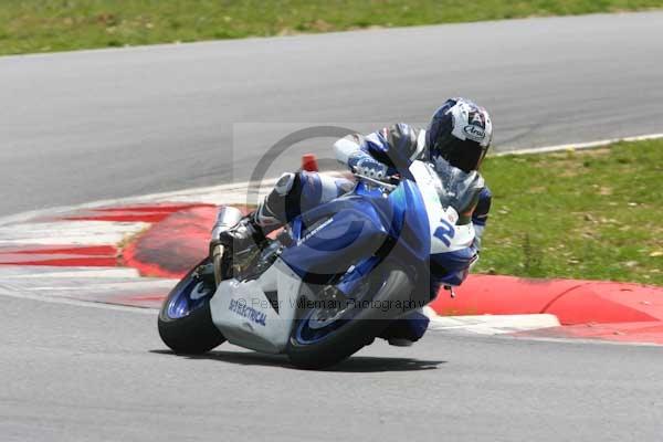 anglesey;brands hatch;cadwell park;croft;donington park;enduro digital images;event digital images;eventdigitalimages;mallory;no limits;oulton park;peter wileman photography;racing digital images;silverstone;snetterton;trackday digital images;trackday photos;vmcc banbury run