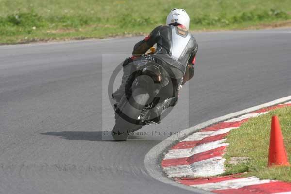 anglesey;brands hatch;cadwell park;croft;donington park;enduro digital images;event digital images;eventdigitalimages;mallory;no limits;oulton park;peter wileman photography;racing digital images;silverstone;snetterton;trackday digital images;trackday photos;vmcc banbury run