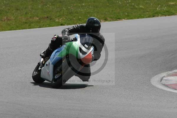 anglesey;brands hatch;cadwell park;croft;donington park;enduro digital images;event digital images;eventdigitalimages;mallory;no limits;oulton park;peter wileman photography;racing digital images;silverstone;snetterton;trackday digital images;trackday photos;vmcc banbury run