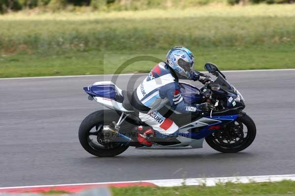 anglesey;brands hatch;cadwell park;croft;donington park;enduro digital images;event digital images;eventdigitalimages;mallory;no limits;oulton park;peter wileman photography;racing digital images;silverstone;snetterton;trackday digital images;trackday photos;vmcc banbury run