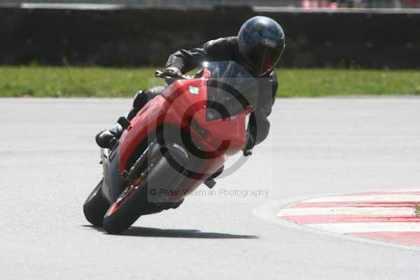 anglesey;brands hatch;cadwell park;croft;donington park;enduro digital images;event digital images;eventdigitalimages;mallory;no limits;oulton park;peter wileman photography;racing digital images;silverstone;snetterton;trackday digital images;trackday photos;vmcc banbury run