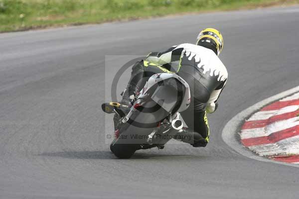 anglesey;brands hatch;cadwell park;croft;donington park;enduro digital images;event digital images;eventdigitalimages;mallory;no limits;oulton park;peter wileman photography;racing digital images;silverstone;snetterton;trackday digital images;trackday photos;vmcc banbury run