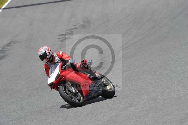 enduro digital images, endurodigitalimages, event digital images, eventdigitalimages, no limits, peter wileman photography, racing digital images, trackday digital images, trackday photos, vmcc banbury run