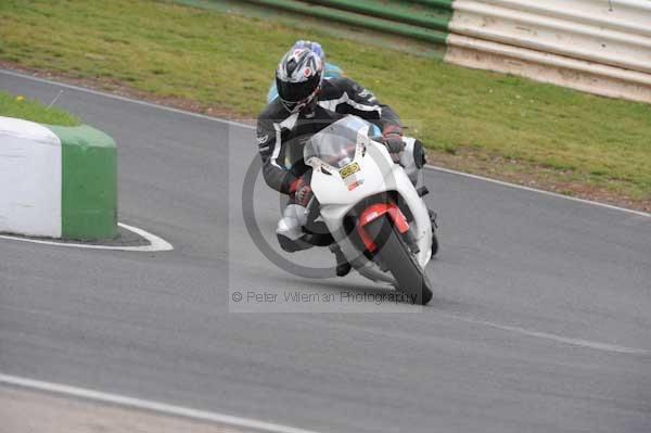 enduro digital images, endurodigitalimages, event digital images, eventdigitalimages, no limits, peter wileman photography, racing digital images, trackday digital images, trackday photos, vmcc banbury run