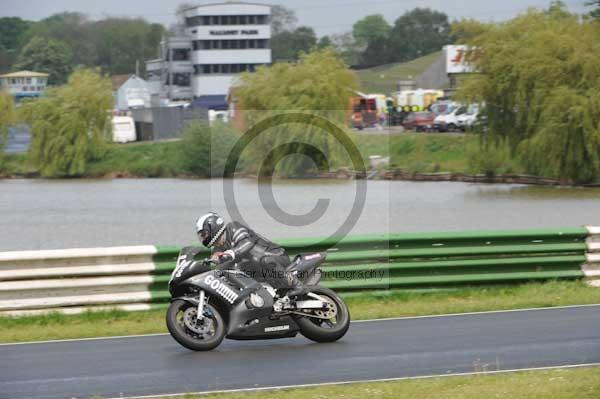 enduro digital images, endurodigitalimages, event digital images, eventdigitalimages, no limits, peter wileman photography, racing digital images, trackday digital images, trackday photos, vmcc banbury run