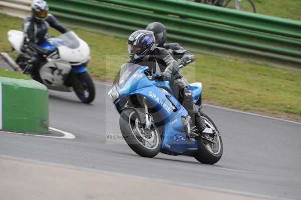 enduro digital images, endurodigitalimages, event digital images, eventdigitalimages, no limits, peter wileman photography, racing digital images, trackday digital images, trackday photos, vmcc banbury run