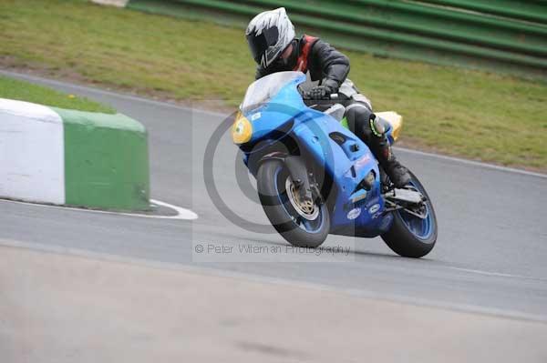 enduro digital images, endurodigitalimages, event digital images, eventdigitalimages, no limits, peter wileman photography, racing digital images, trackday digital images, trackday photos, vmcc banbury run