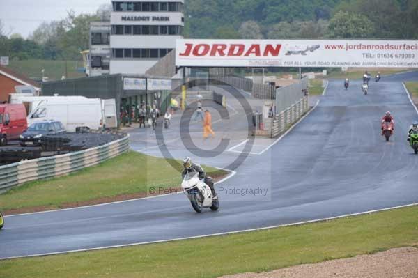 enduro digital images, endurodigitalimages, event digital images, eventdigitalimages, no limits, peter wileman photography, racing digital images, trackday digital images, trackday photos, vmcc banbury run