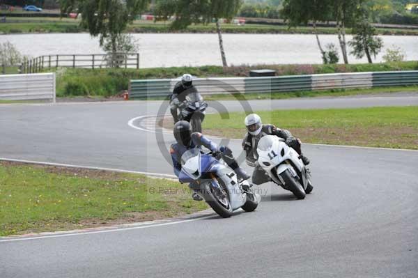 enduro digital images, endurodigitalimages, event digital images, eventdigitalimages, no limits, peter wileman photography, racing digital images, trackday digital images, trackday photos, vmcc banbury run