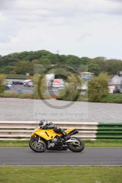 enduro digital images, endurodigitalimages, event digital images, eventdigitalimages, no limits, peter wileman photography, racing digital images, trackday digital images, trackday photos, vmcc banbury run