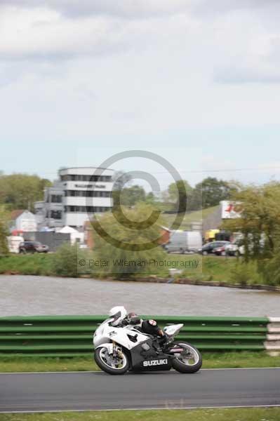 enduro digital images, endurodigitalimages, event digital images, eventdigitalimages, no limits, peter wileman photography, racing digital images, trackday digital images, trackday photos, vmcc banbury run