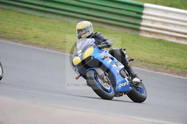 enduro digital images, endurodigitalimages, event digital images, eventdigitalimages, no limits, peter wileman photography, racing digital images, trackday digital images, trackday photos, vmcc banbury run