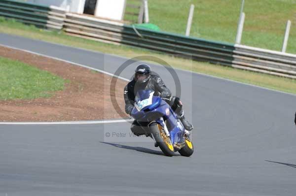 enduro digital images, endurodigitalimages, event digital images, eventdigitalimages, no limits, peter wileman photography, racing digital images, trackday digital images, trackday photos, vmcc banbury run