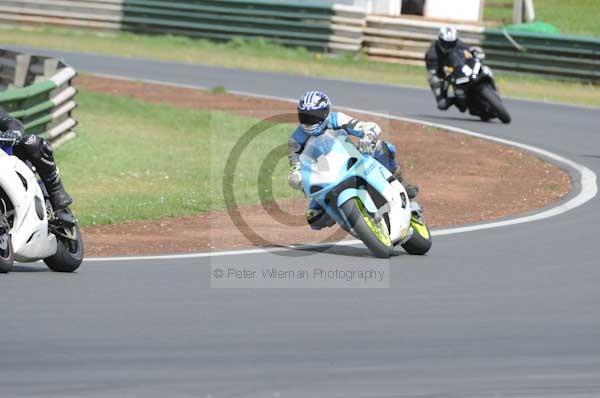 enduro digital images, endurodigitalimages, event digital images, eventdigitalimages, no limits, peter wileman photography, racing digital images, trackday digital images, trackday photos, vmcc banbury run