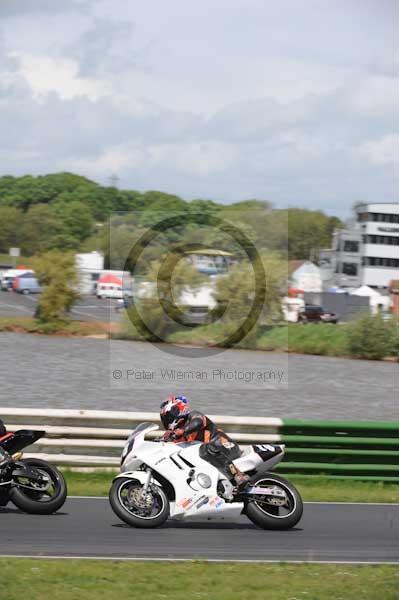 enduro digital images, endurodigitalimages, event digital images, eventdigitalimages, no limits, peter wileman photography, racing digital images, trackday digital images, trackday photos, vmcc banbury run