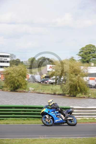 enduro digital images, endurodigitalimages, event digital images, eventdigitalimages, no limits, peter wileman photography, racing digital images, trackday digital images, trackday photos, vmcc banbury run