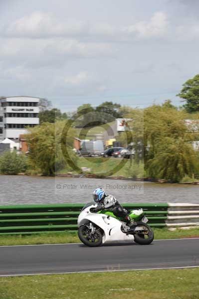 enduro digital images, endurodigitalimages, event digital images, eventdigitalimages, no limits, peter wileman photography, racing digital images, trackday digital images, trackday photos, vmcc banbury run