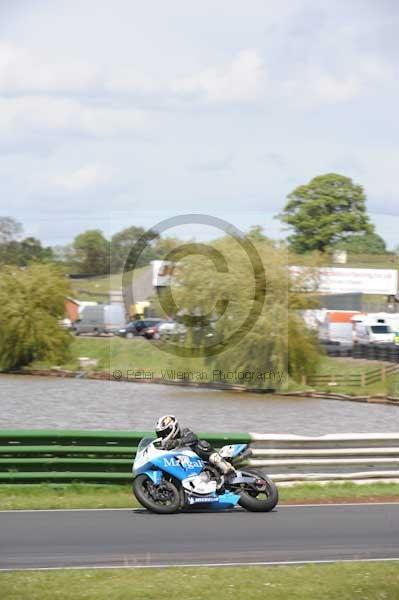 enduro digital images, endurodigitalimages, event digital images, eventdigitalimages, no limits, peter wileman photography, racing digital images, trackday digital images, trackday photos, vmcc banbury run