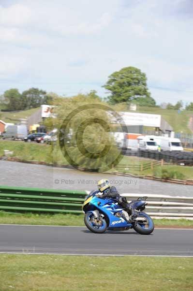 enduro digital images, endurodigitalimages, event digital images, eventdigitalimages, no limits, peter wileman photography, racing digital images, trackday digital images, trackday photos, vmcc banbury run