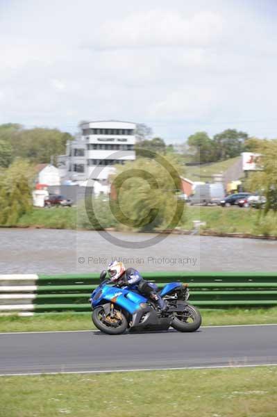 enduro digital images, endurodigitalimages, event digital images, eventdigitalimages, no limits, peter wileman photography, racing digital images, trackday digital images, trackday photos, vmcc banbury run