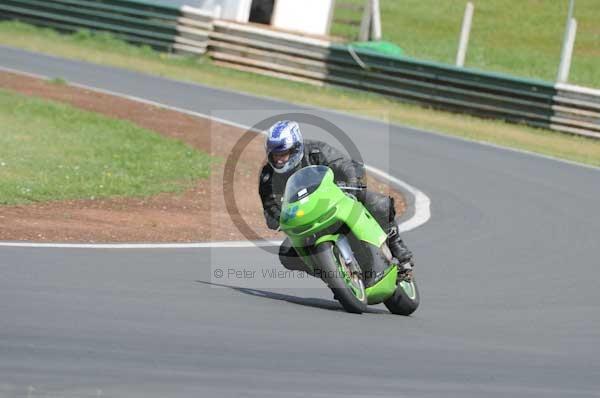 enduro digital images, endurodigitalimages, event digital images, eventdigitalimages, no limits, peter wileman photography, racing digital images, trackday digital images, trackday photos, vmcc banbury run