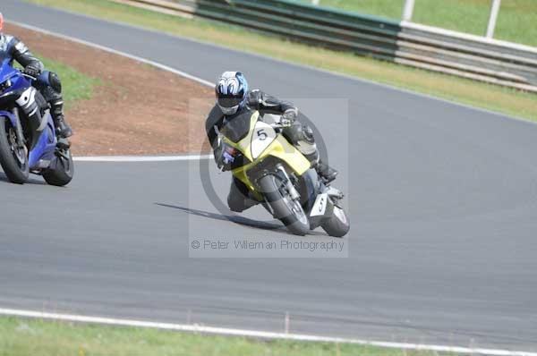 enduro digital images, endurodigitalimages, event digital images, eventdigitalimages, no limits, peter wileman photography, racing digital images, trackday digital images, trackday photos, vmcc banbury run